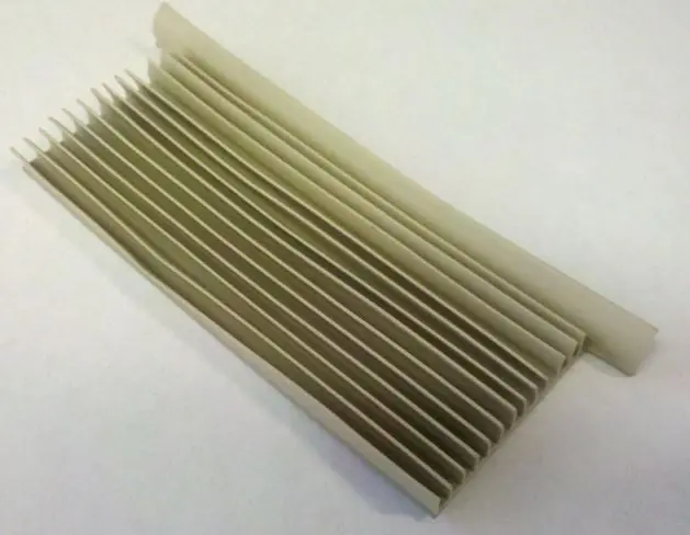 824 Finned Corner Seal For Door Frame Sealing 1