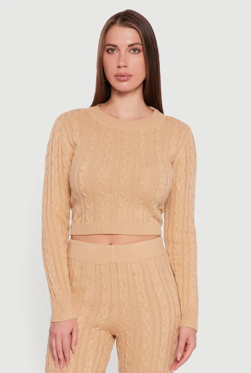 Cable-Knit Crop Sweater With Long Sleeves 1