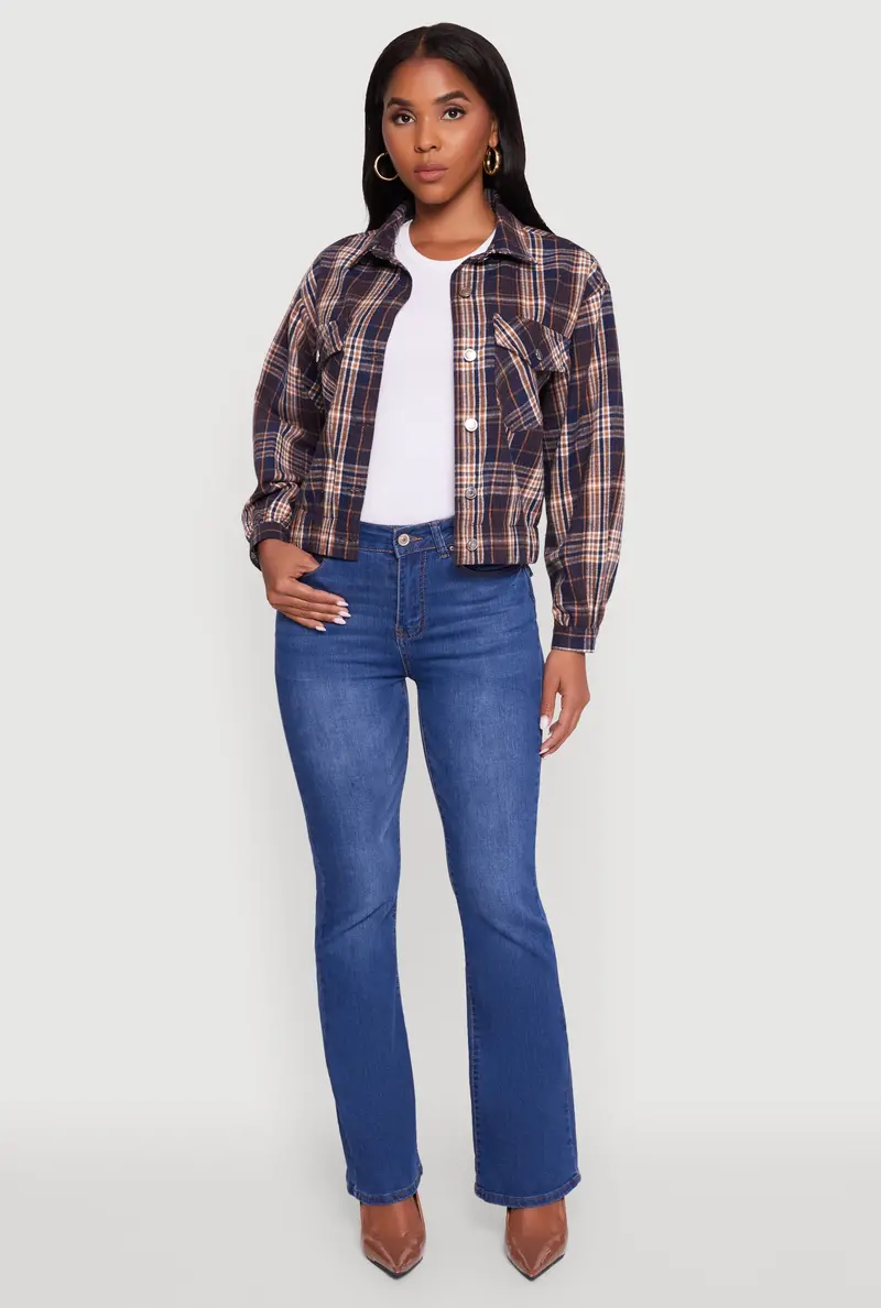 Classic Plaid Flannel Shirt With Long Sleeves 1