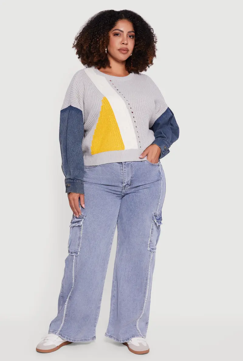 Color-Blocked Sweater With Denim-Contrast Sleeves – Curvy Cut 1