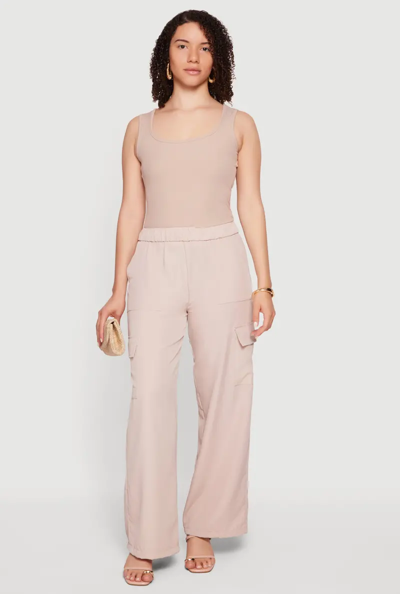 Elastic-Waist Sleeveless Jumpsuit – Functional Pockets & Relaxed Fit 1