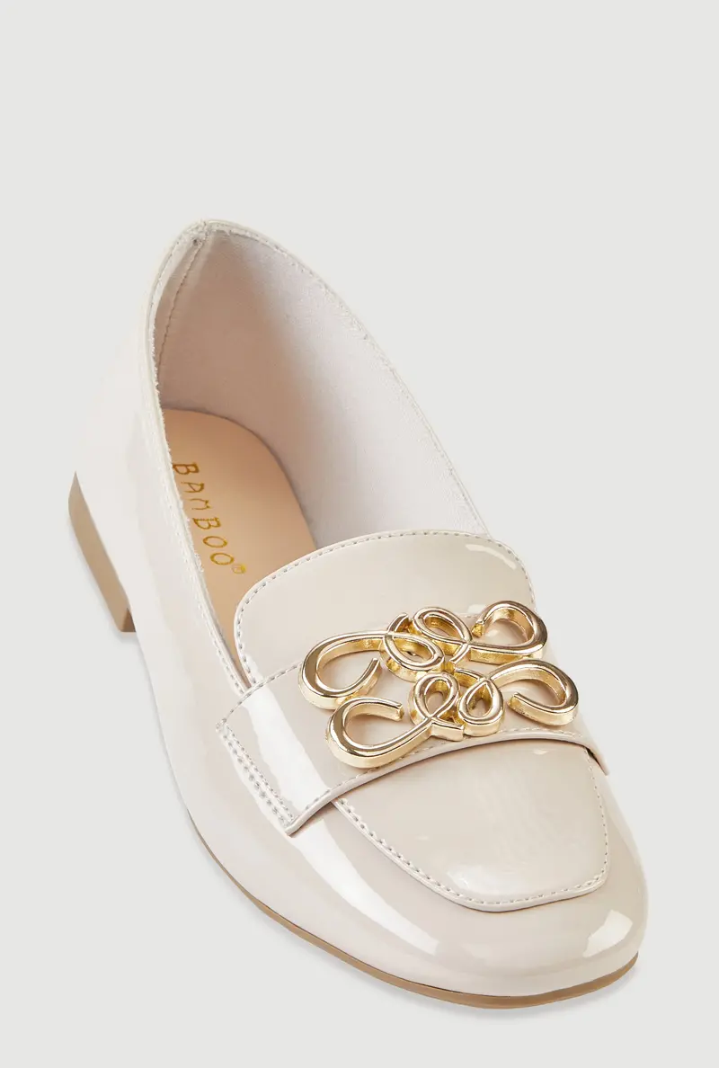 Elegant Square-Toe Loafers With Hanging Metallic Pendant 1