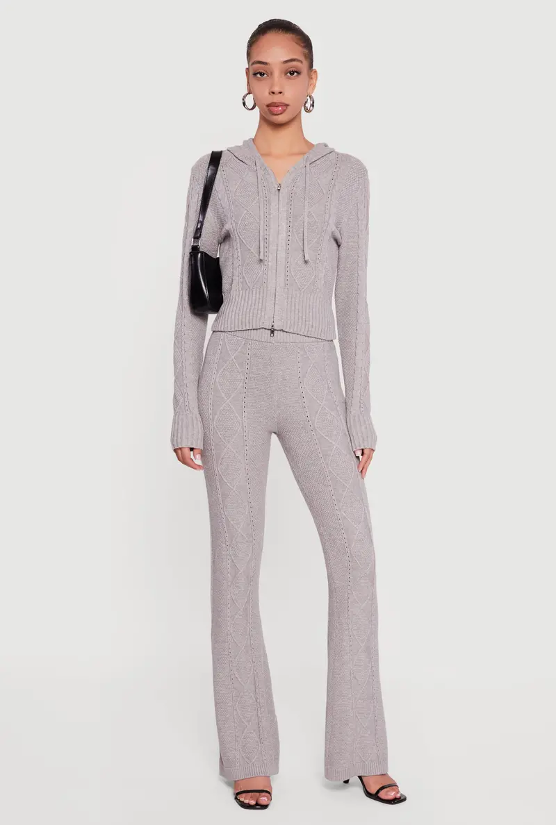 High-Waisted Pull-On Pants In Cable Knit Material 1