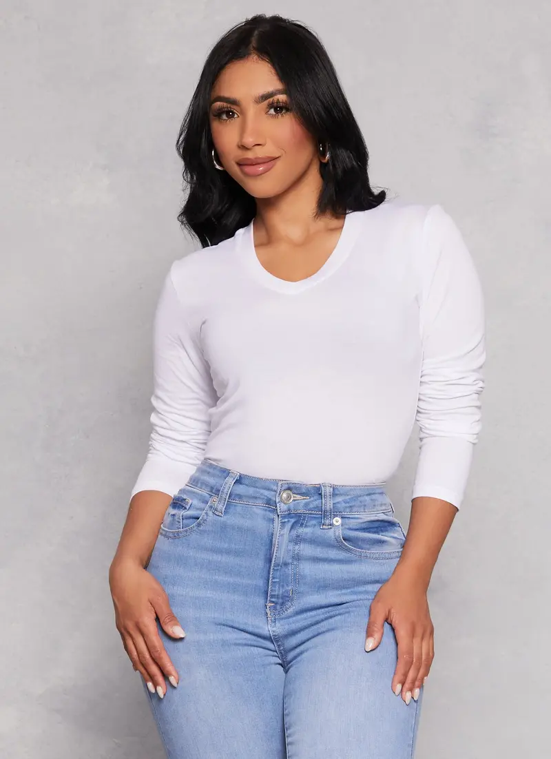 Minimalist V-Neck Long-Sleeve Basic Tee 1