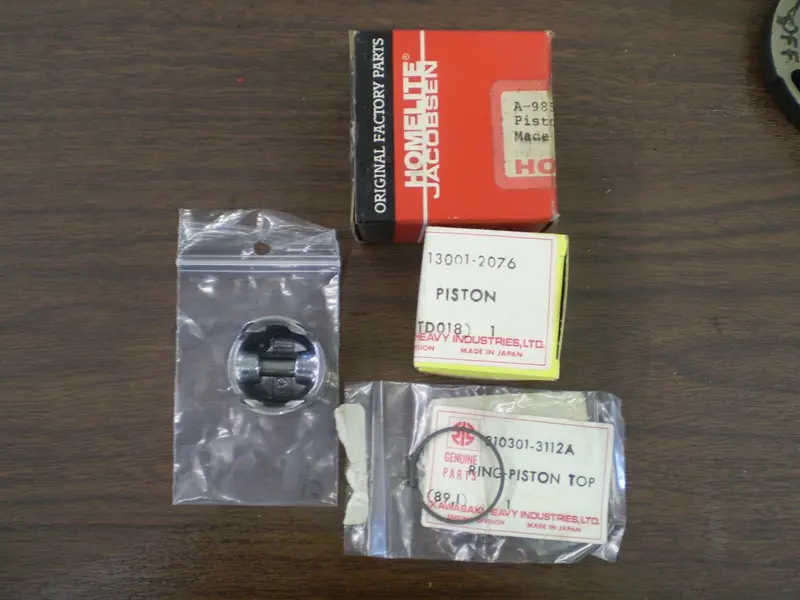 Nos Kawasaki Piston & Ring Kit A-98553-63 (13001-2076) – Replaces A-98552-58 For Homelite Engines 1