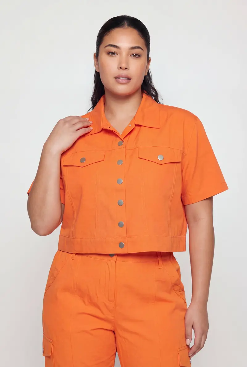 Nylon Button-Front Crop Top – Plus Size 1