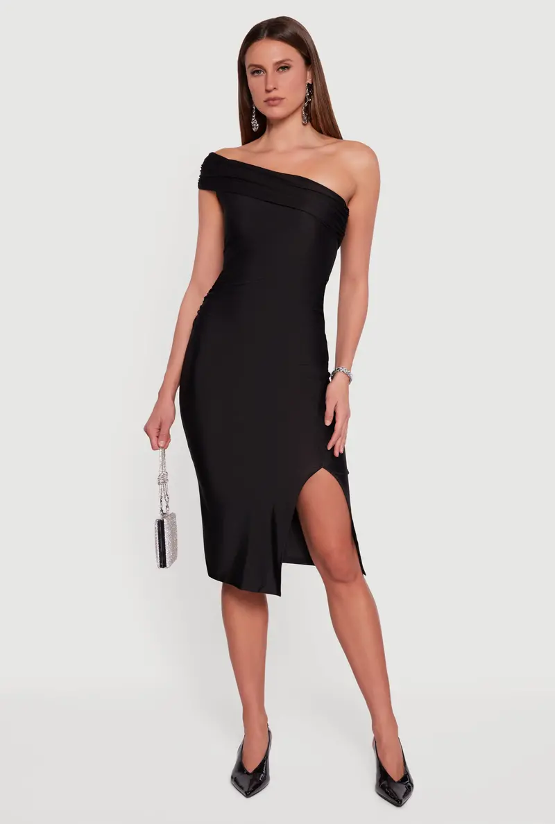 Off-Shoulder Ruched Midi Dress Featuring A Flattering Side Slit 1