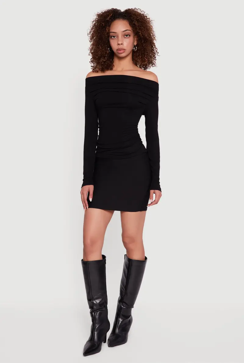 Off-The-Shoulder Blouse With Side Ruching And Long Sleeves 1