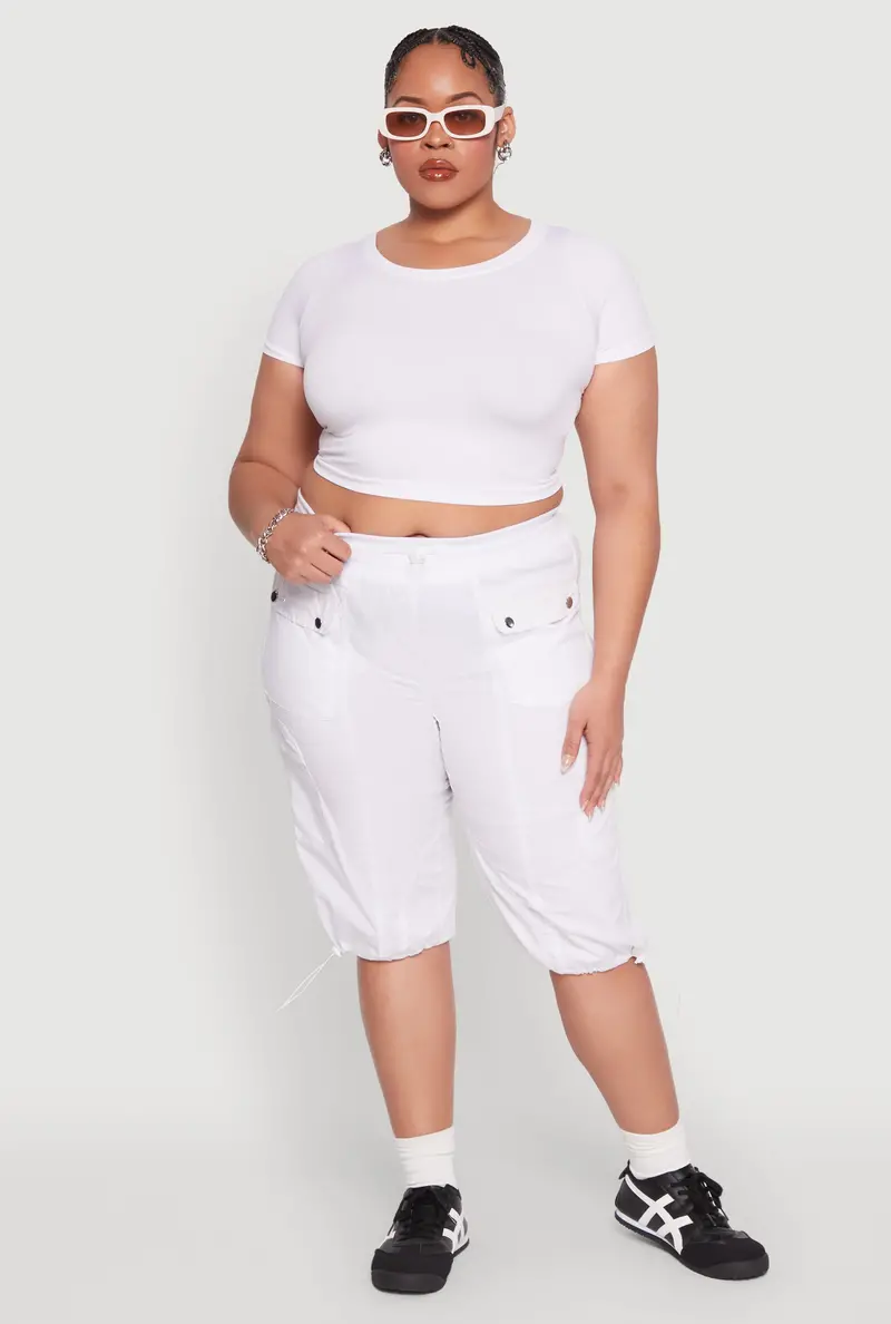 Plus Size Poplin Cargo Capri Pants With Toggle Drawstring Waist 1