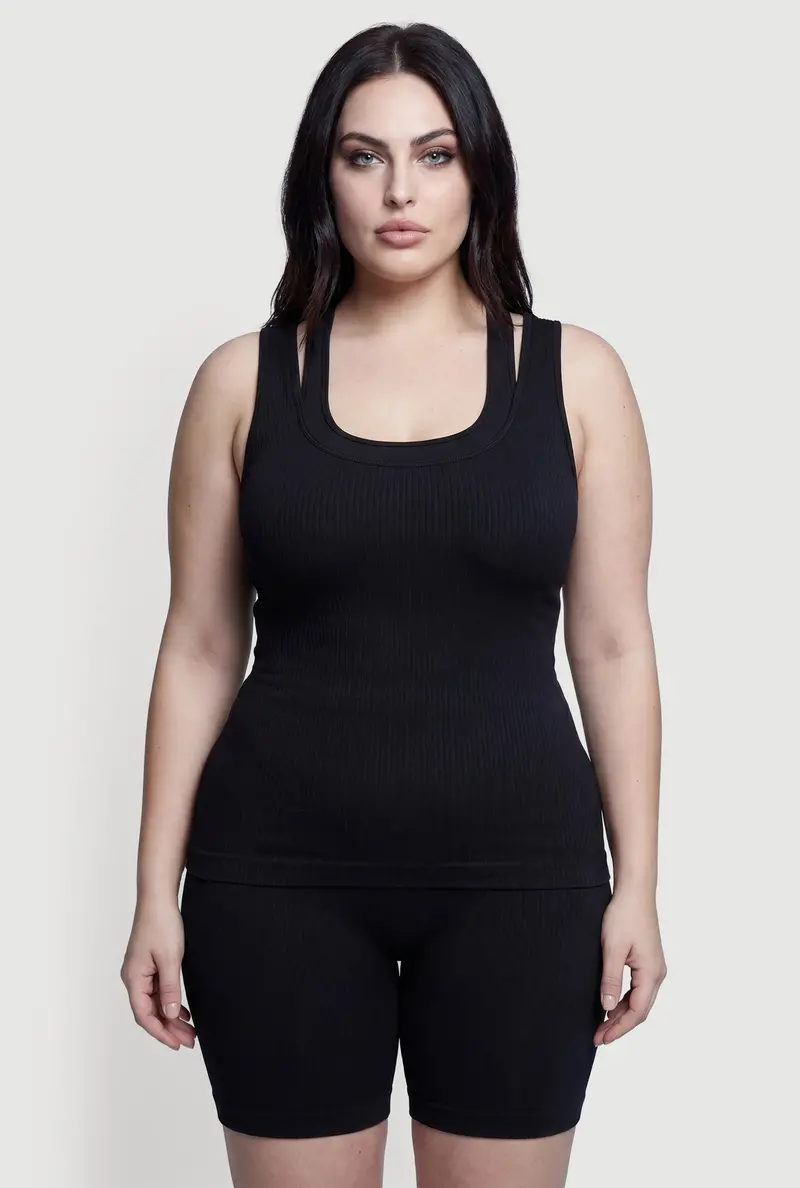Plus Size Ribbed Knit Tank Top With Scoop Neck And Racerback 1
