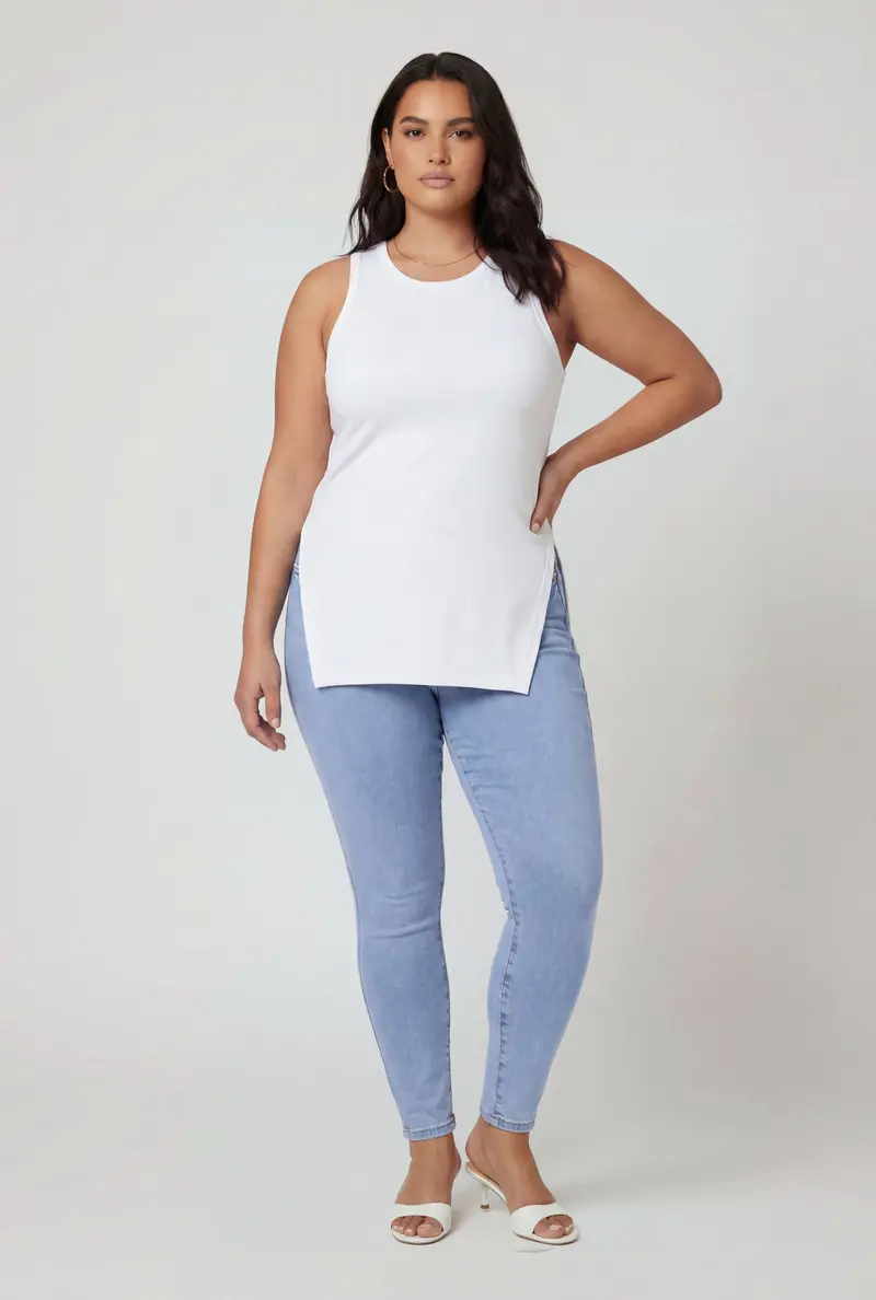 Plus Size Tunic Tank Top In Solid Color With Modern Side Slit 1