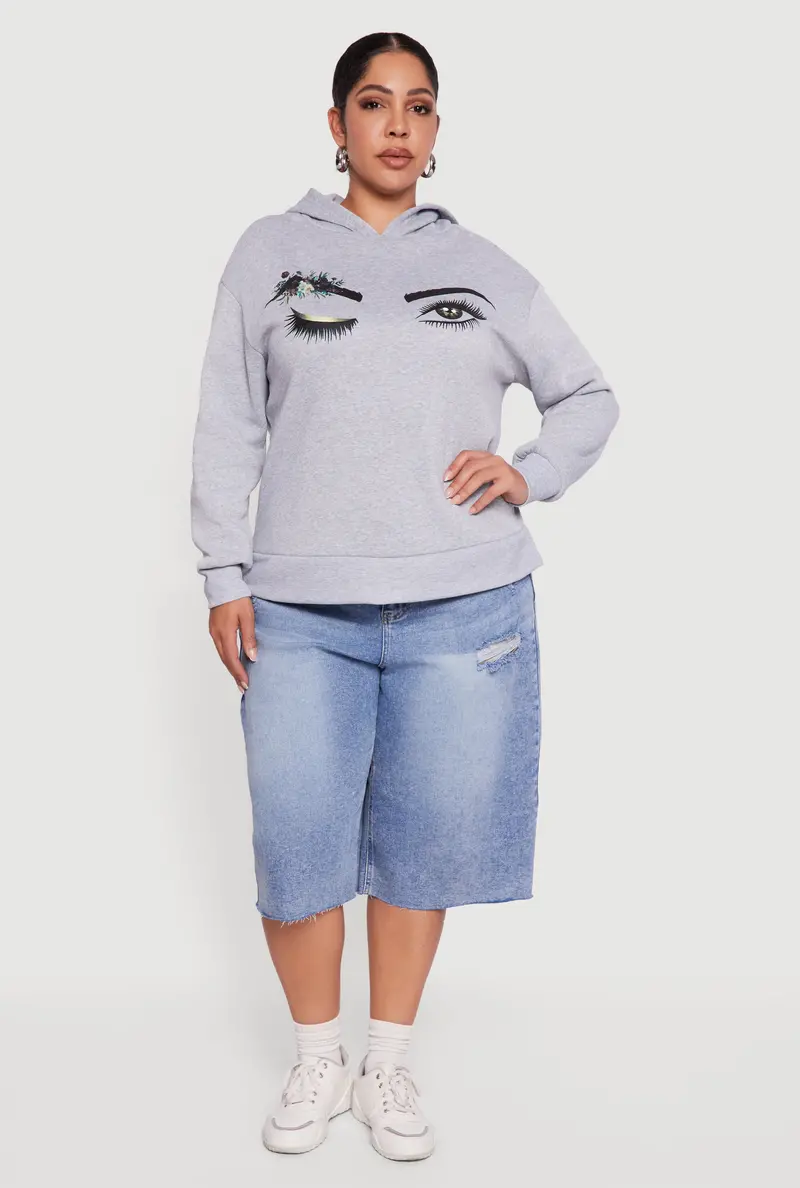Plus Size Winking Eye Graphic Fleece Hoodie 1