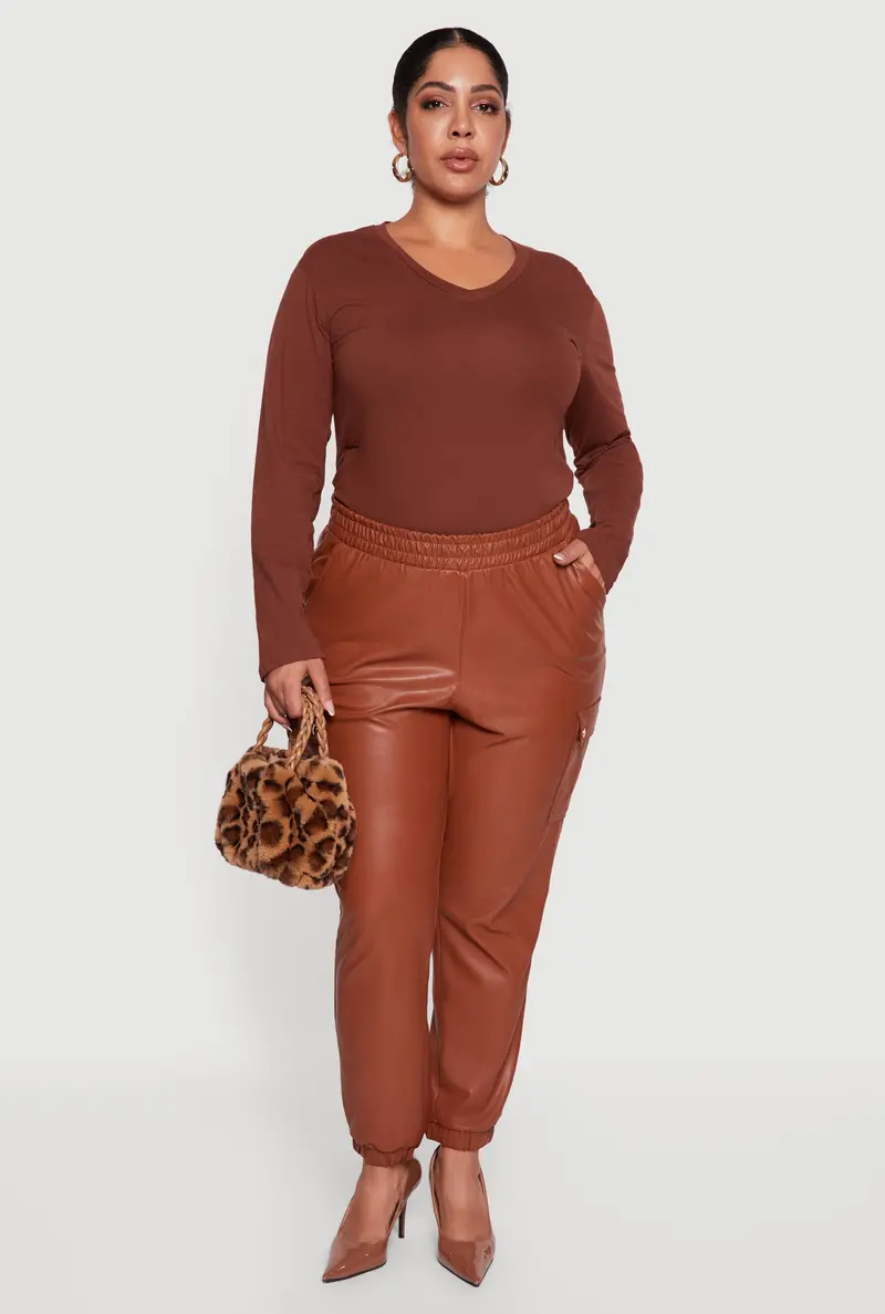 Pull-On Faux Leather Joggers – High-Waisted Plus Size 1