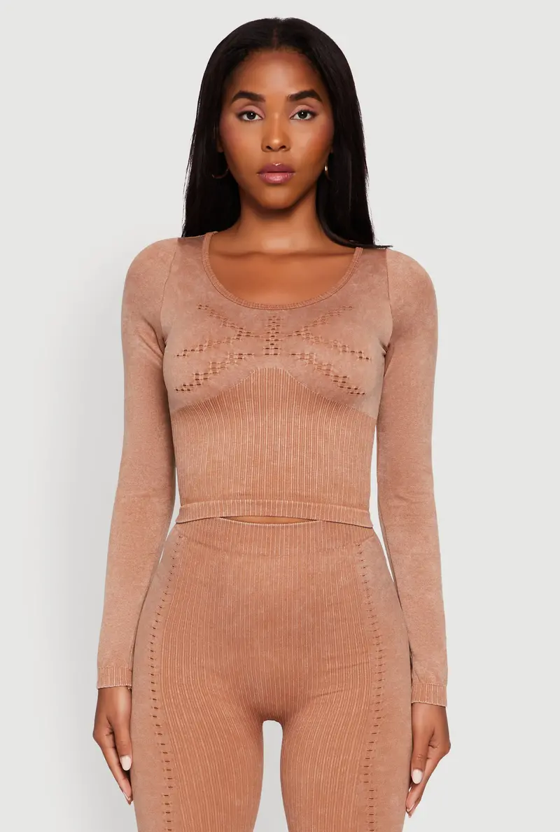 Seamless Laser-Cut Crop Top – Corset-Inspired Detailing 1