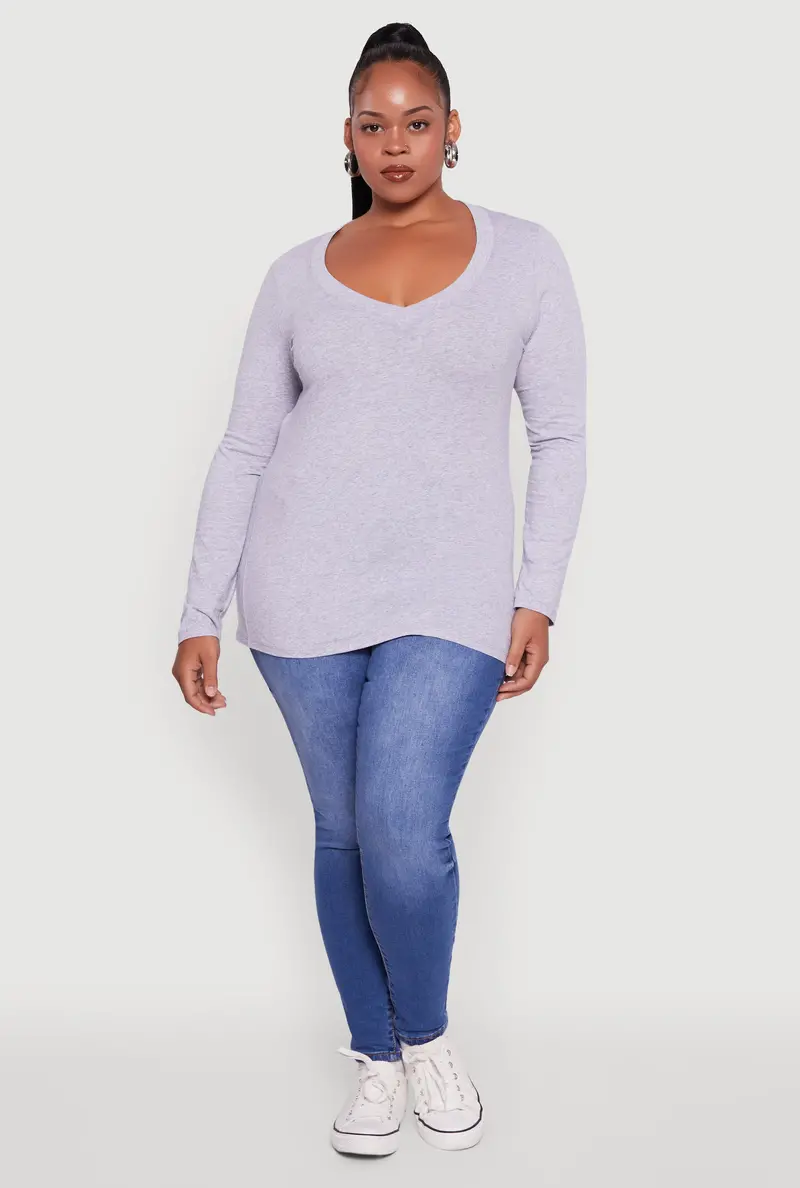 Streamlined V-Neck Long Sleeve Tee – Full-Figure Friendly 1