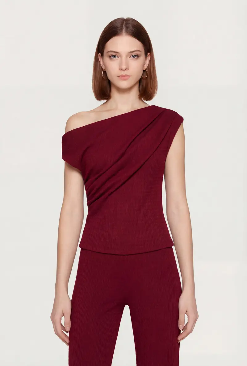 Textured Knit Blouse With One-Shoulder Silhouette And Cap Sleeves 1