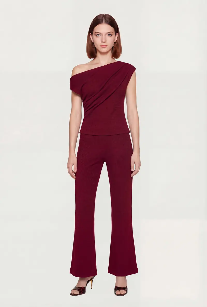 Textured Knit Flared Trousers 1