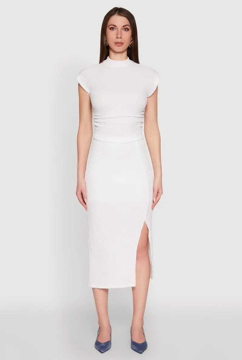 Textured Knit Midi Skirt With Elegant Side Slit And Iris-Inspired Design 1