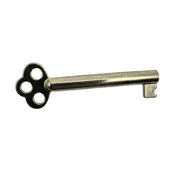 Three-Hole Skeleton Key – Decorative Antique-Style Hardware 1