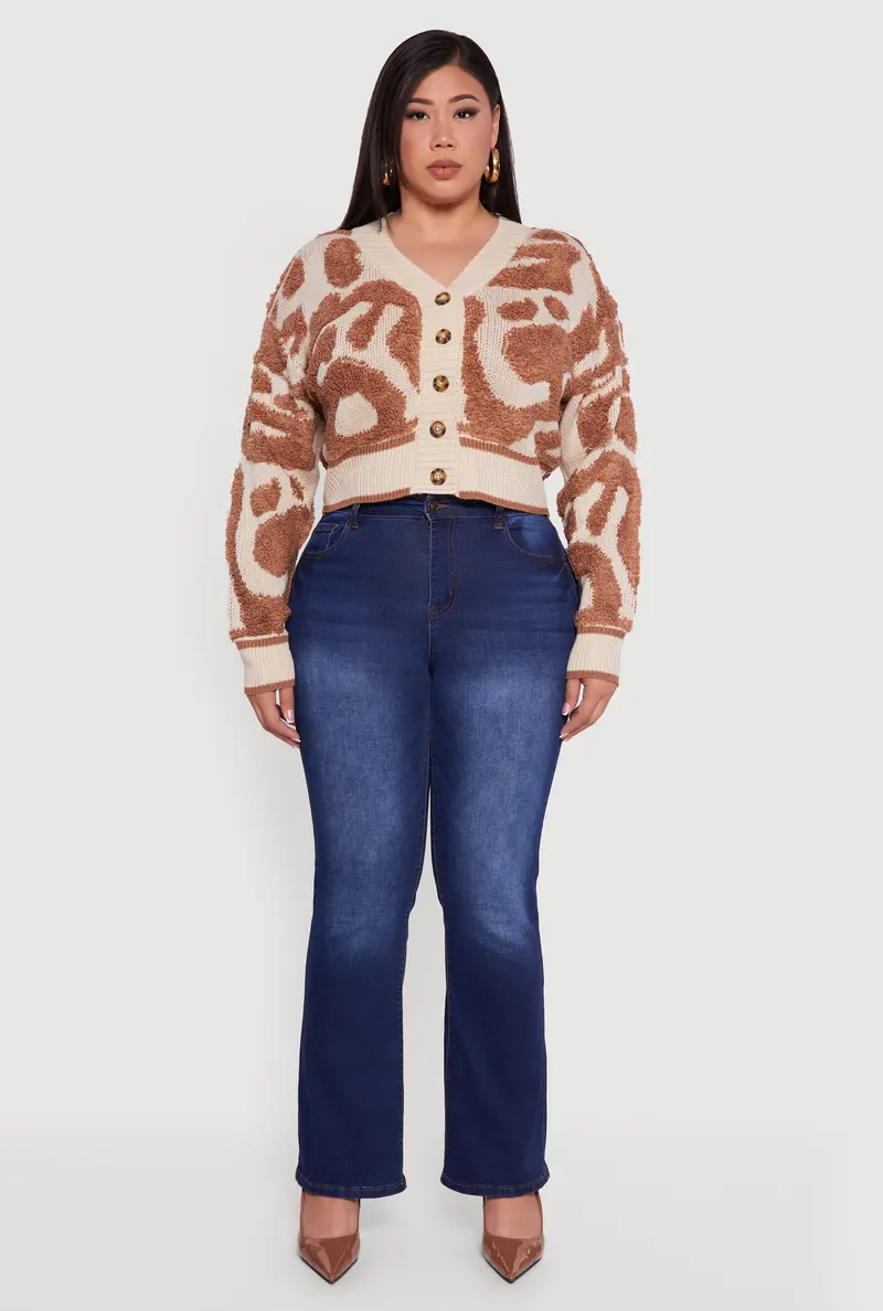 Tufted Knit Cropped Cardigan With Button Closure – Curvy Fit 1