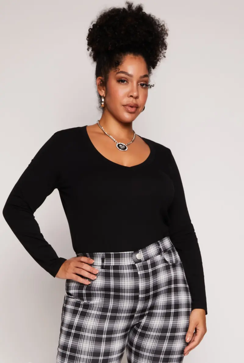 V-Neck Long Sleeve Basic Tee – Curvy-Specific Fit 1