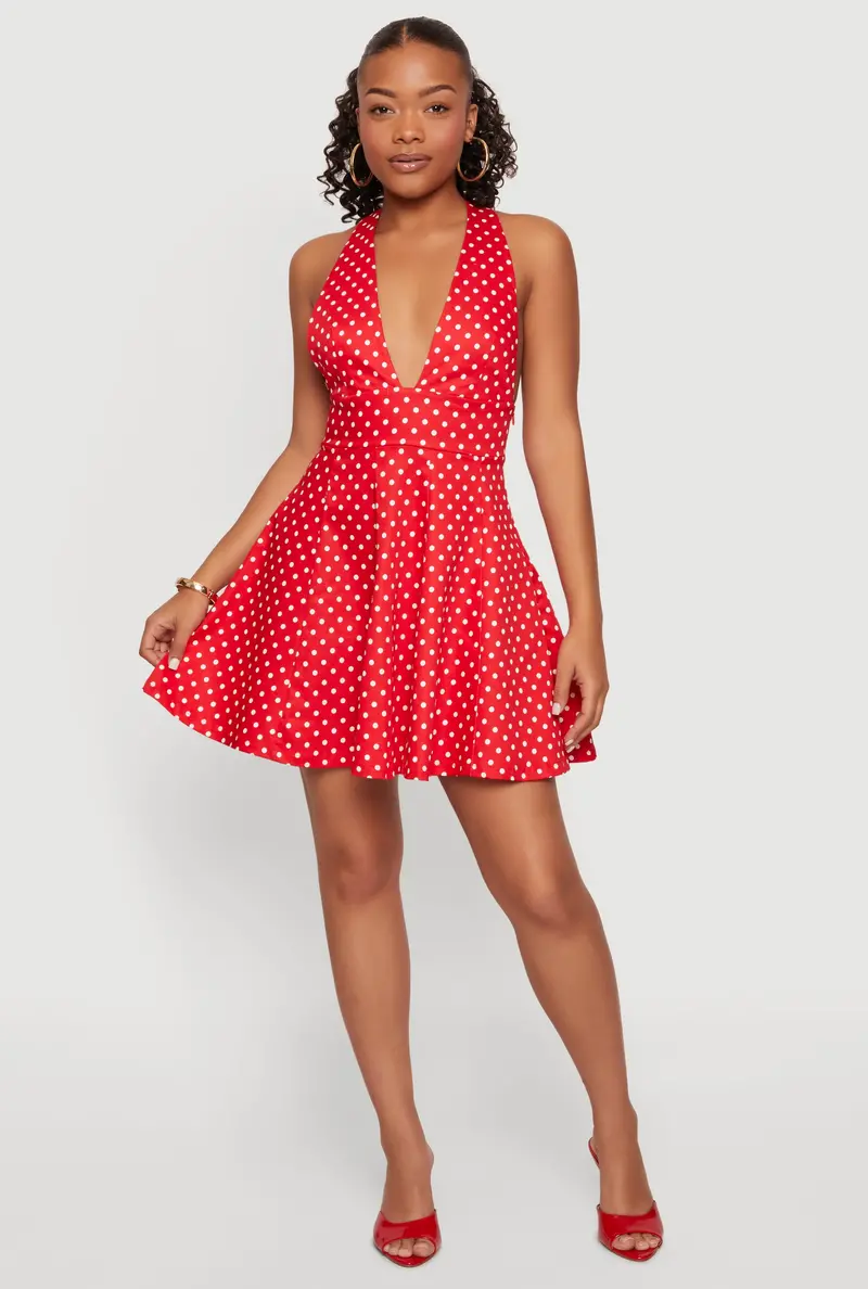 Vintage-Inspired Polka Dot Skater Dress With Pleated Skirt 1