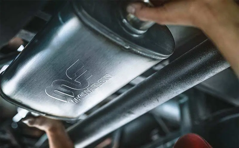 Magnaflow 12158 Stainless Steel Straight-Through Muffler – 14" X 5" X 8", 2.5" Inlet/Outlet 1